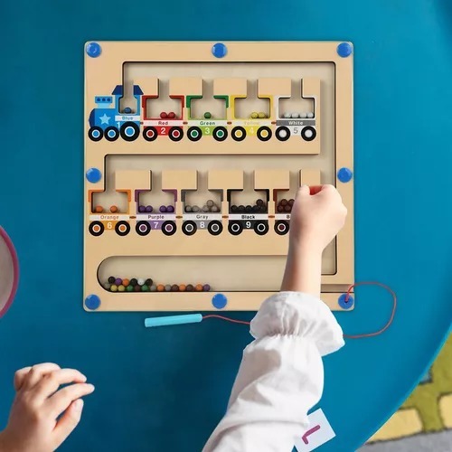 Vista 5 de Juego De Laberinto De Madera Montessori - DISEÑO: ZAPATO